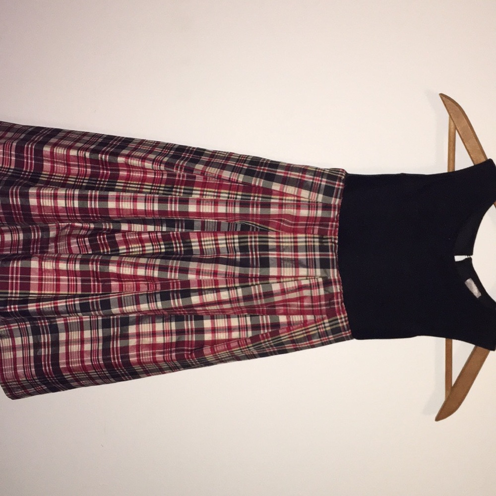 Barely worn holiday dress size 6